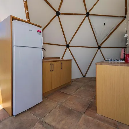 לינה וארוחת בוקר Kalkan Dome & Deluxe *