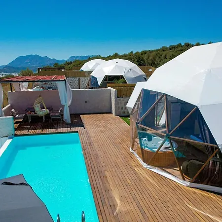 לינה וארוחת בוקר Kalkan Dome & Deluxe