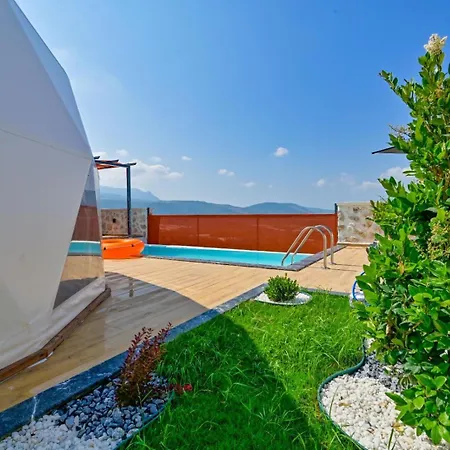 לינה וארוחת בוקר Kalkan Dome & Deluxe קס